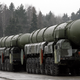 Illustration for article titled Nuclear Missiles Are Rock Stars In Moscow